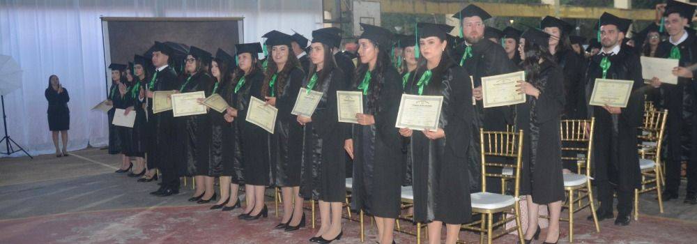 FCE-UNA entregó títulos a 112 nuevos profesionales en la ciudad de Coronel Oviedo