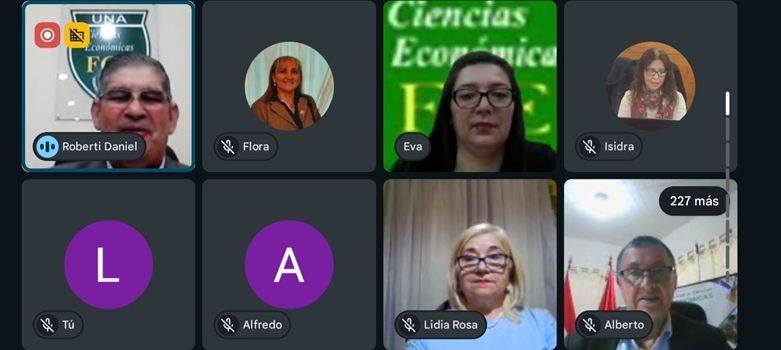 Docentes de la carrera de Contaduría Pública participaron de la reunión de apertura del semestre par en la FCE-UNA