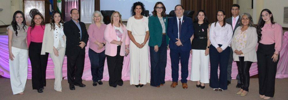 FCE UNA promovió el liderazgo femenino y la reflexión sobre política económica en Octubre Rosa